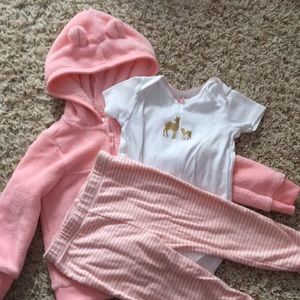 Carters 3pc outfit